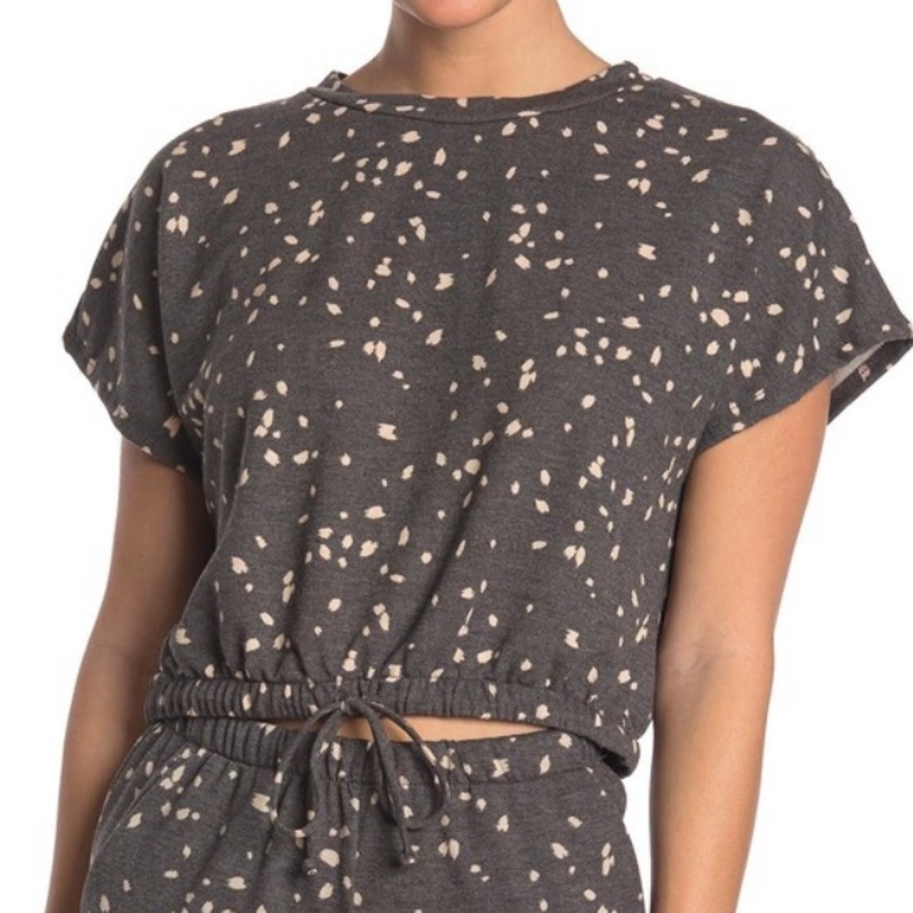 Lush - Speckled Print Crop T-Shirt